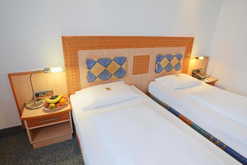 Plaza Kongresshotel Europe Stoccarda Camera foto