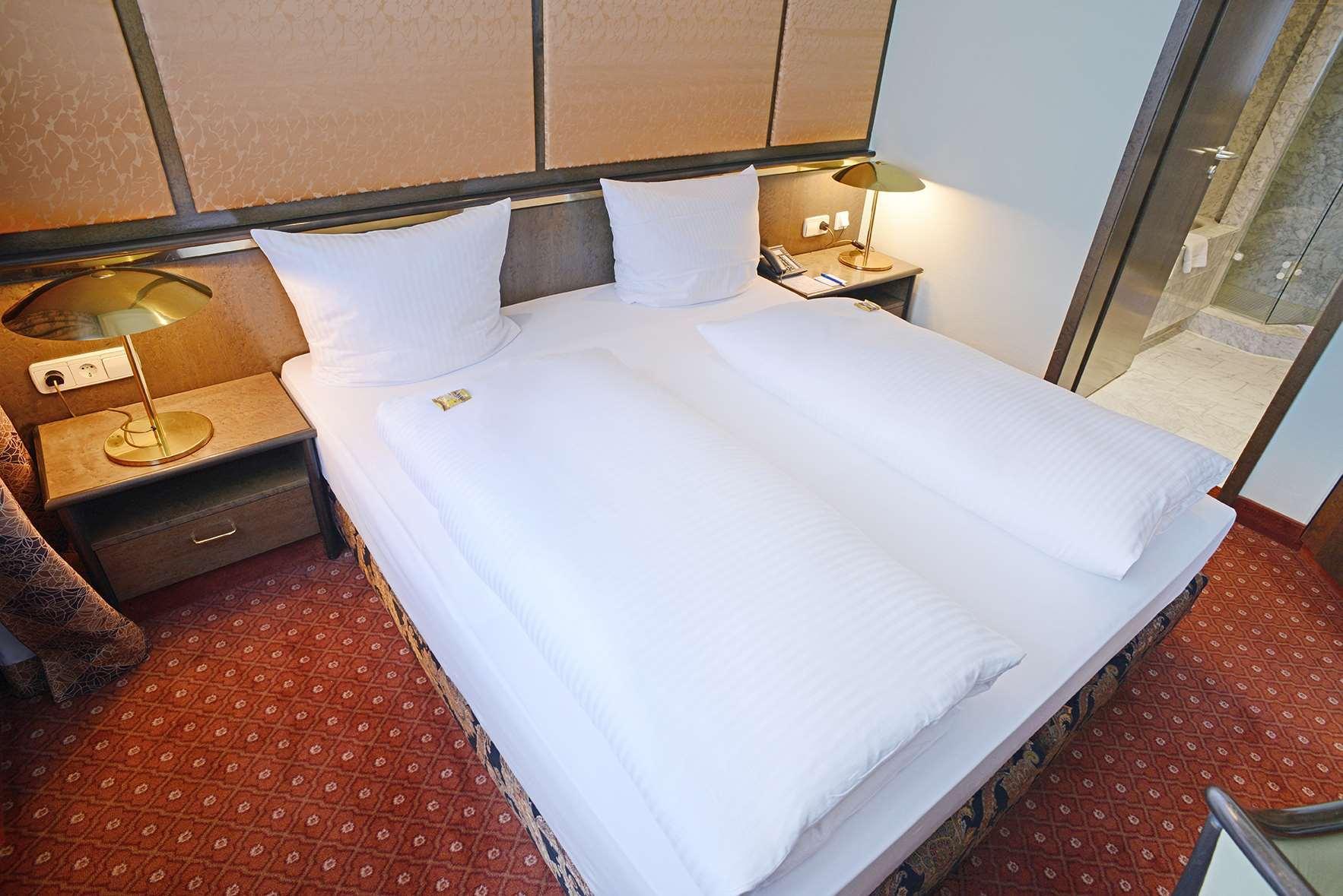 Plaza Kongresshotel Europe Stoccarda Esterno foto